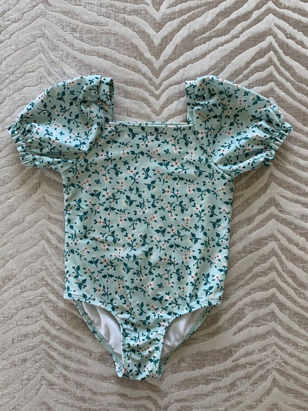 Girls’ Mint Green Floral Puff-Sleeve One-Piece Swimsuit 4T
